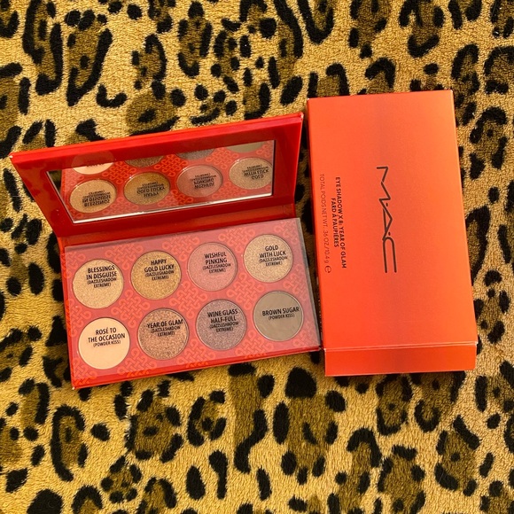 M•A•C NEW YEAR COLLECTION BUNDLE DUO - Picture 10 of 16
